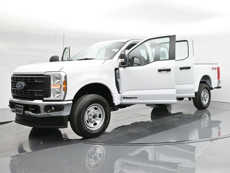 new 2024 Ford F-350 car, priced at $67,340