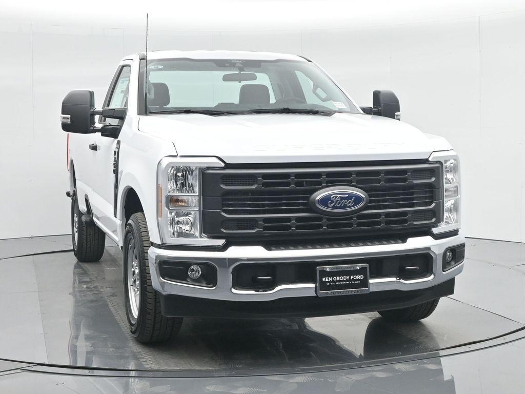 new 2024 Ford F-350 car, priced at $39,860