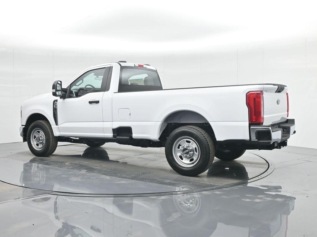 new 2024 Ford F-350 car, priced at $49,300