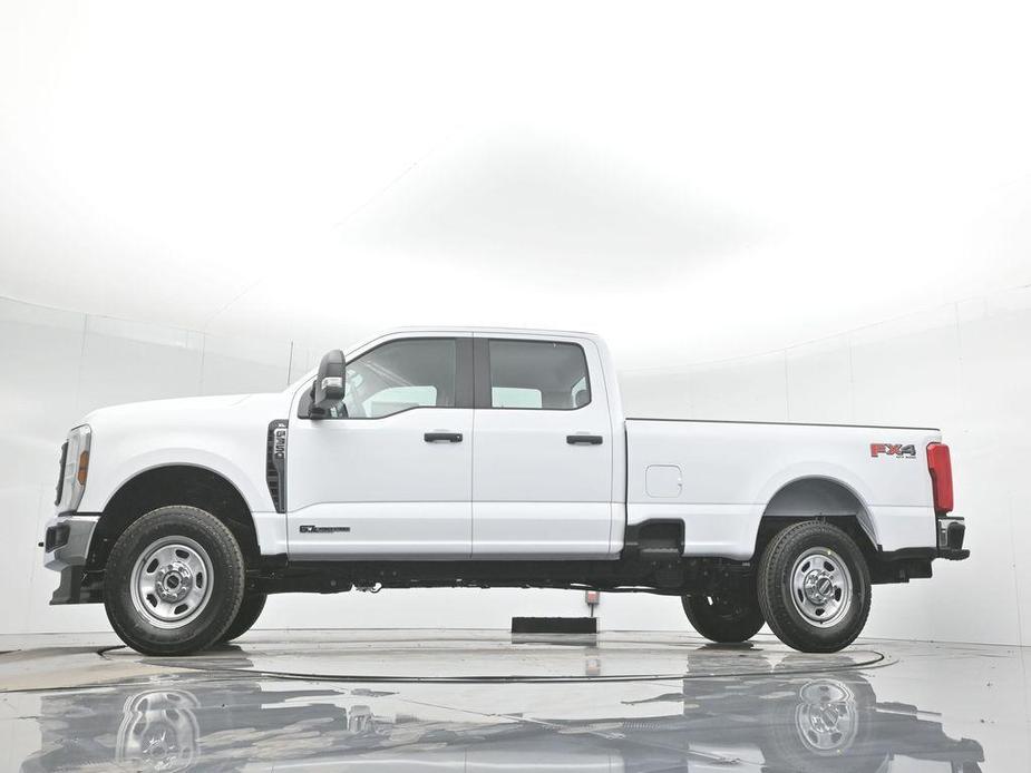 new 2024 Ford F-350 car, priced at $67,340