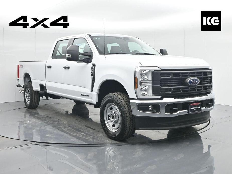 new 2024 Ford F-350 car, priced at $67,340