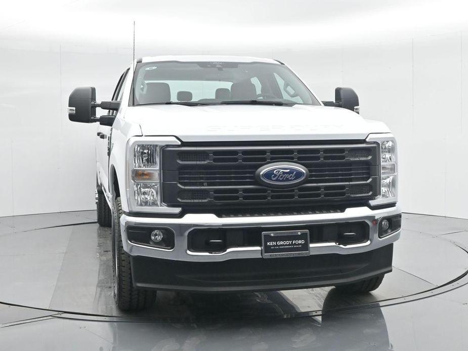 new 2024 Ford F-350 car, priced at $67,340