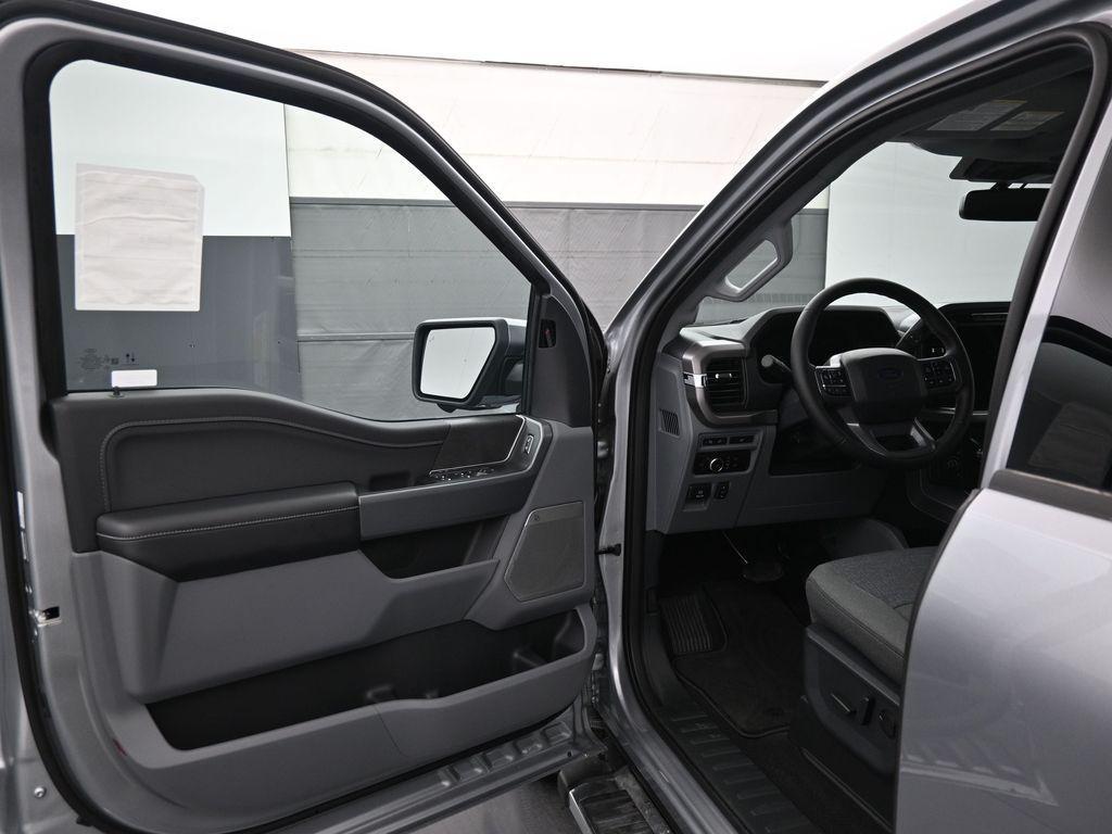 new 2024 Ford F-150 car, priced at $59,537