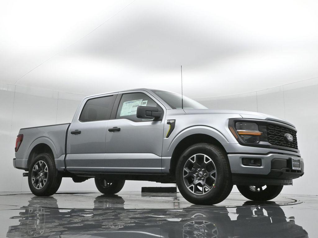 new 2024 Ford F-150 car, priced at $50,510