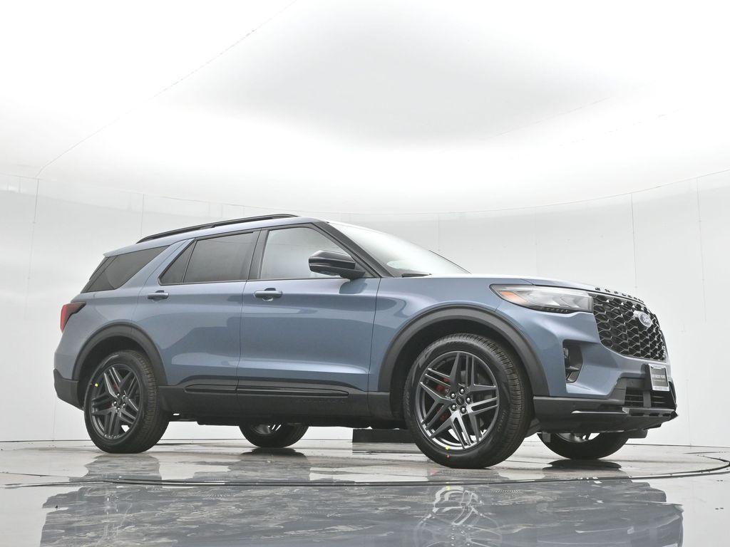 new 2025 Ford Explorer car, priced at $57,505