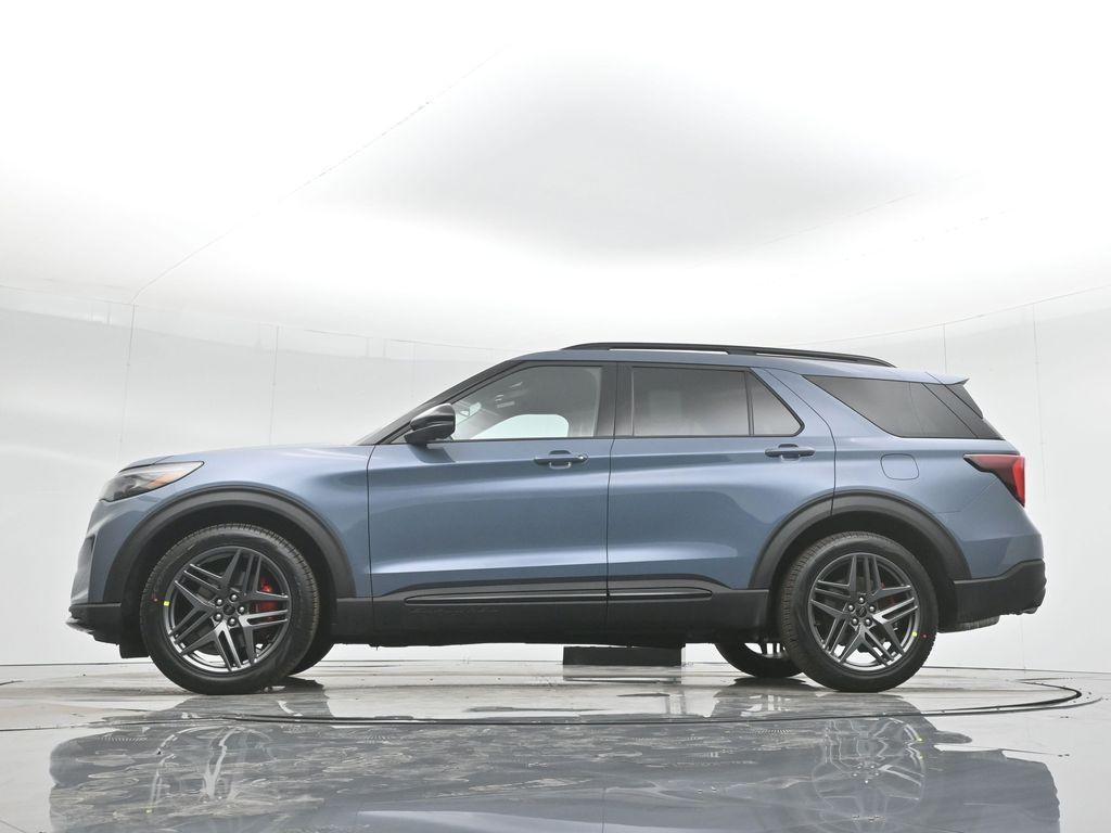 new 2025 Ford Explorer car, priced at $57,505