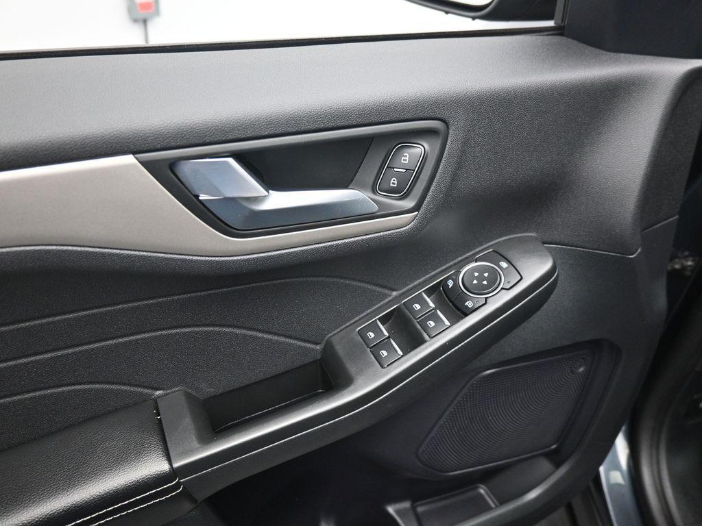 used 2022 Ford Escape car, priced at $21,500