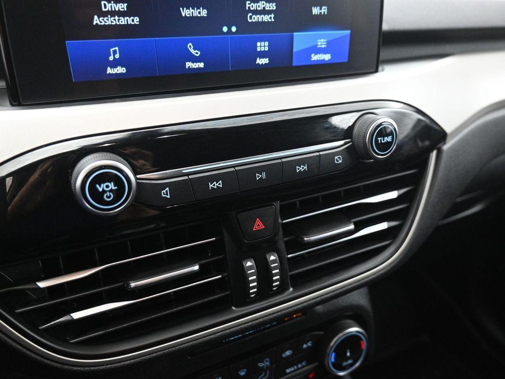 used 2022 Ford Escape car, priced at $21,500