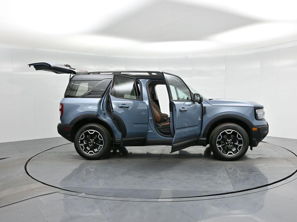 new 2025 Ford Bronco Sport car, priced at $37,298