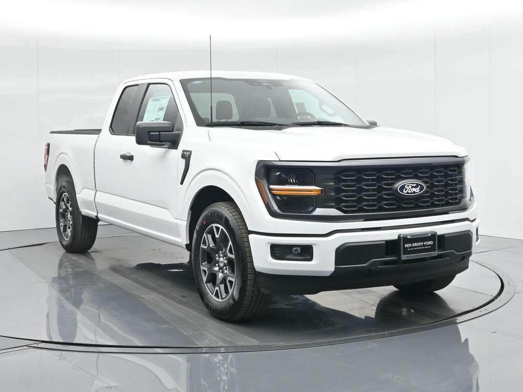 new 2025 Ford F-150 car, priced at $45,445