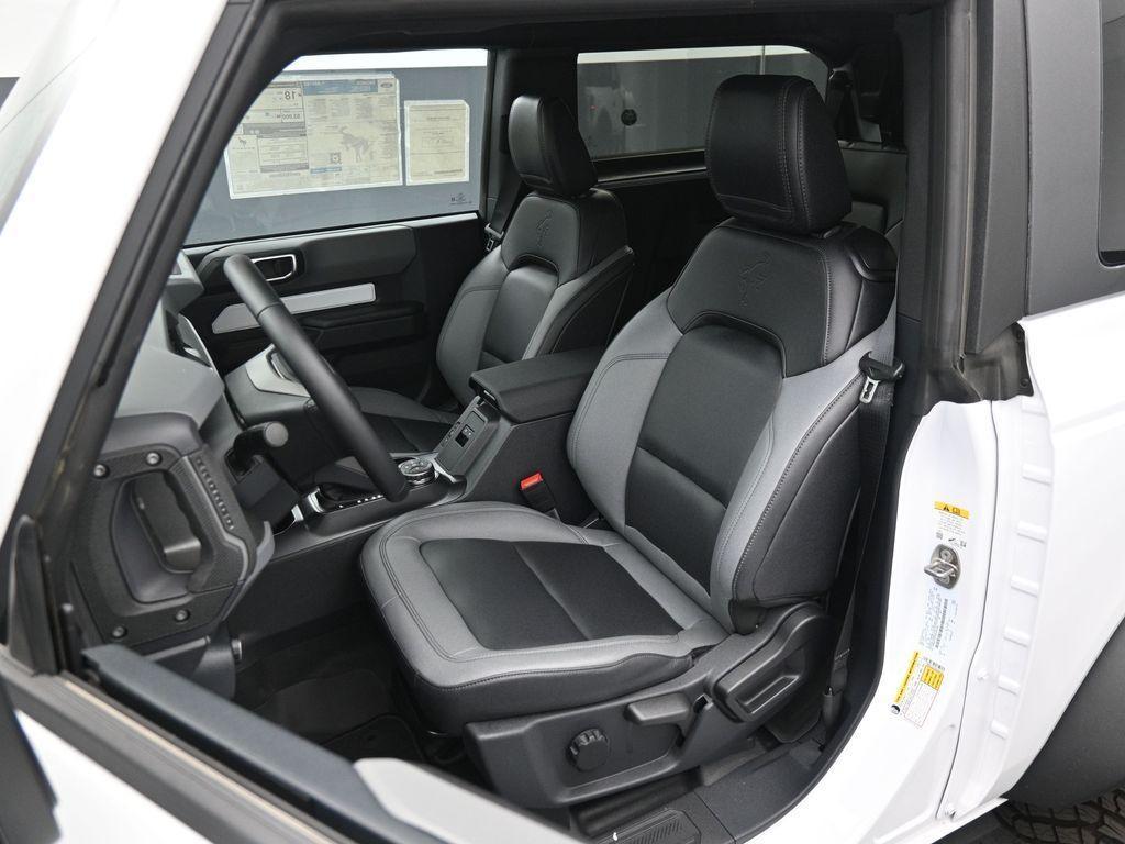 new 2024 Ford Bronco car, priced at $50,668