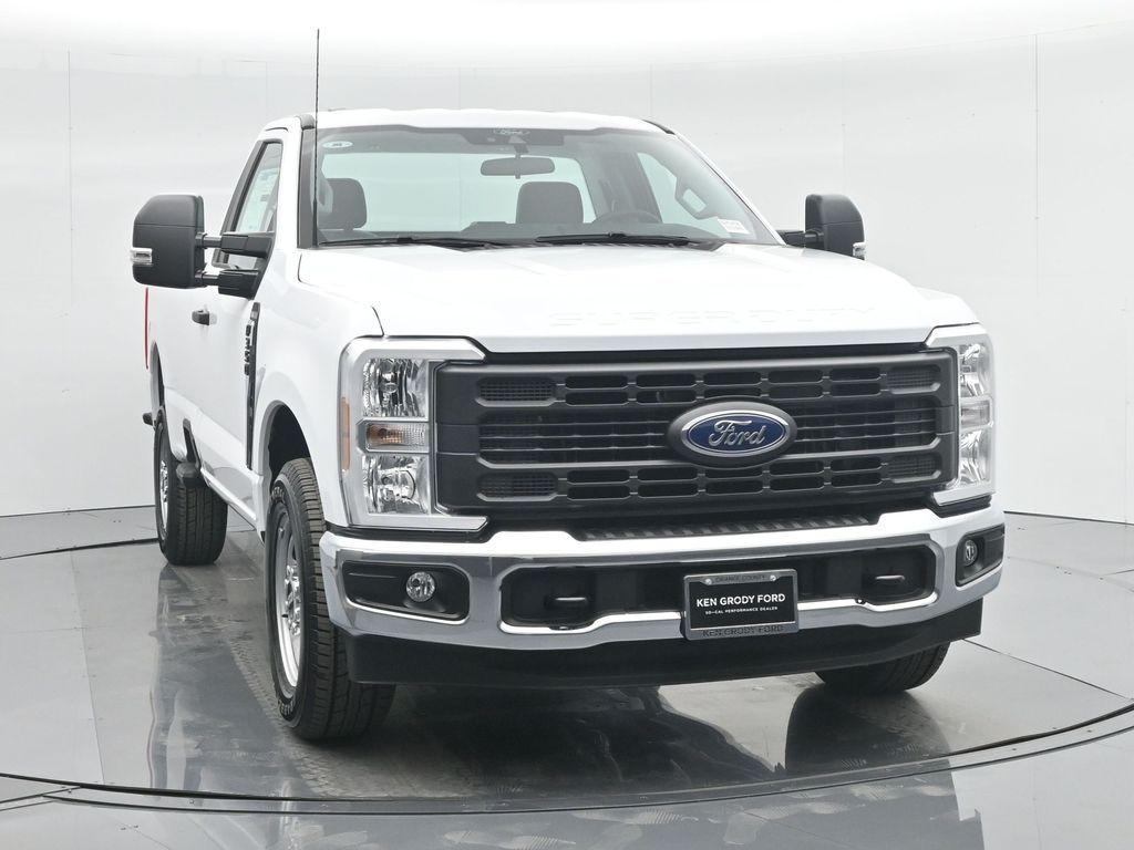 new 2024 Ford F-350 car, priced at $49,300