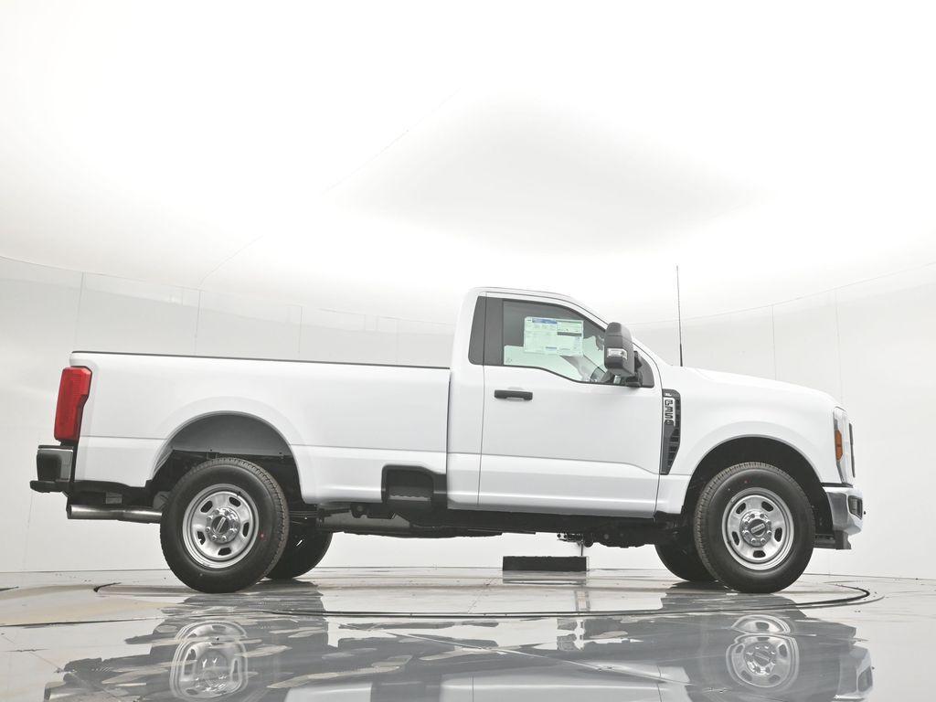 new 2024 Ford F-350 car, priced at $49,300