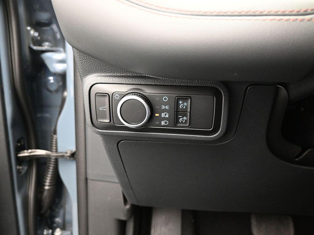 new 2025 Ford Explorer car, priced at $40,775