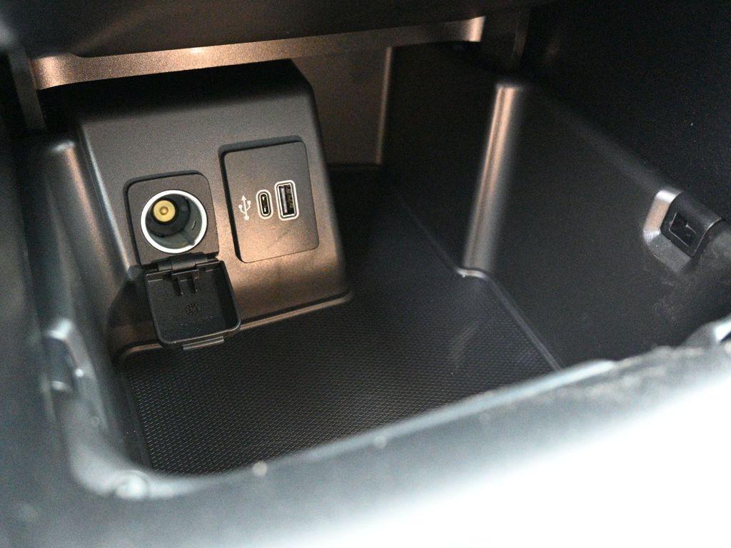 new 2025 Ford Explorer car, priced at $40,775