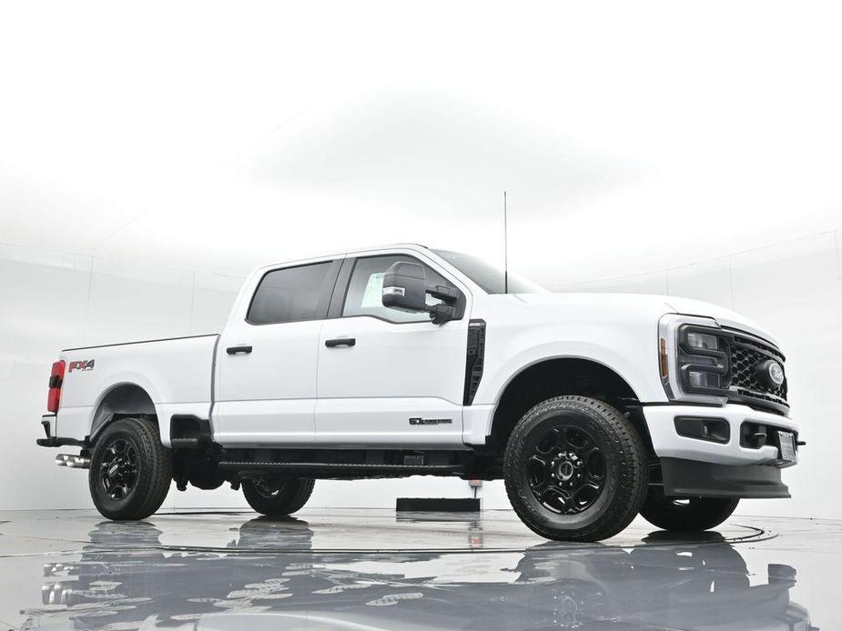 new 2024 Ford F-250 car, priced at $71,640