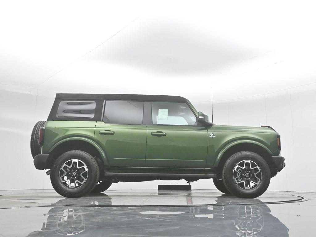 new 2024 Ford Bronco car, priced at $50,139