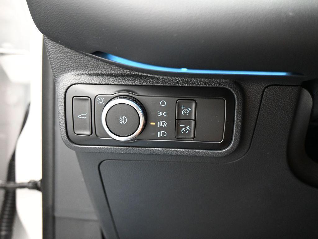new 2025 Ford Explorer car, priced at $49,360