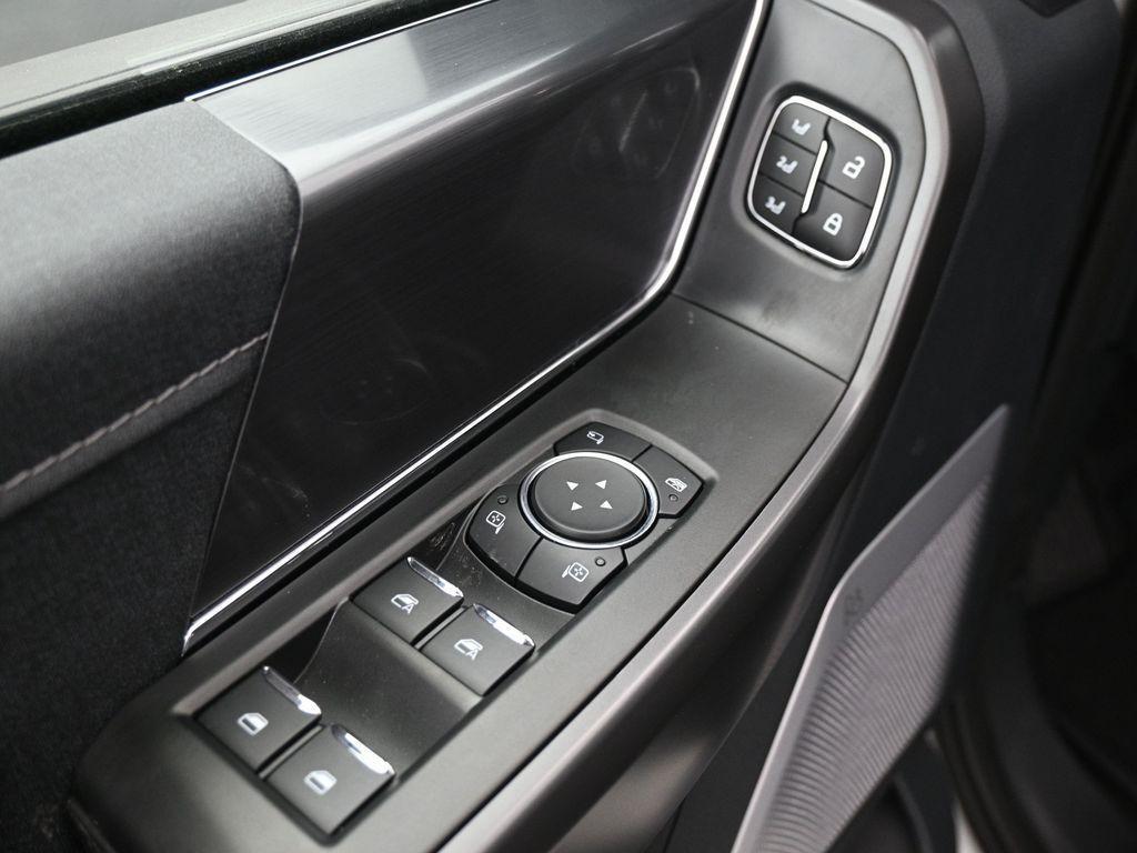 new 2025 Ford F-150 car, priced at $122,560