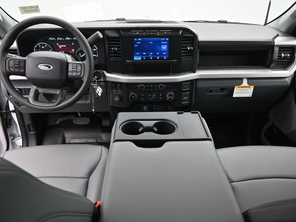 new 2024 Ford F-350 car, priced at $67,334