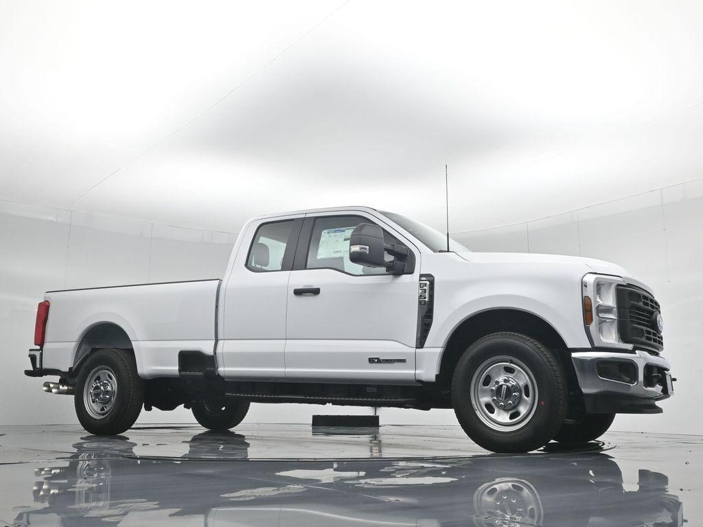 new 2024 Ford F-350 car, priced at $63,300