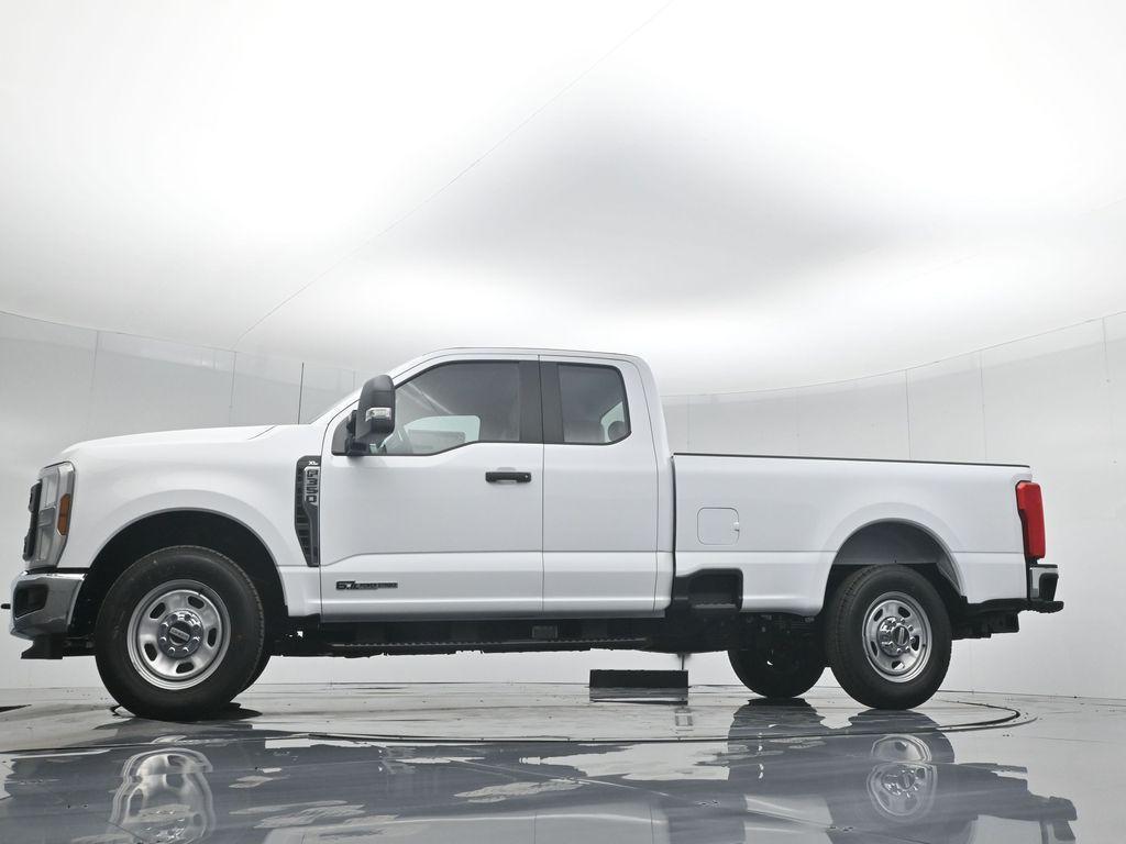 new 2024 Ford F-350 car, priced at $63,300