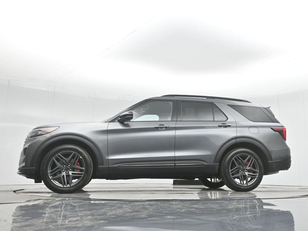 new 2025 Ford Explorer car, priced at $57,010