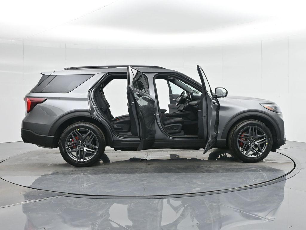 new 2025 Ford Explorer car, priced at $57,010