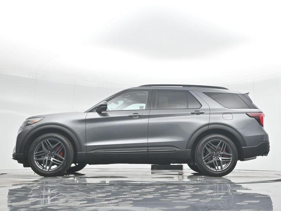 new 2025 Ford Explorer car