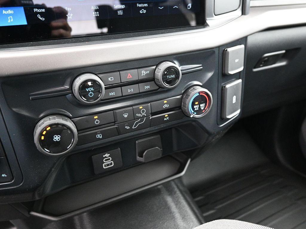 new 2025 Ford F-150 car, priced at $48,086