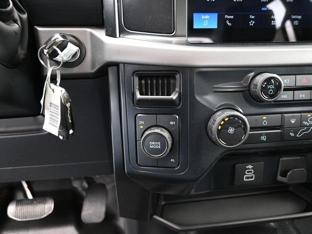 new 2025 Ford F-150 car, priced at $48,086