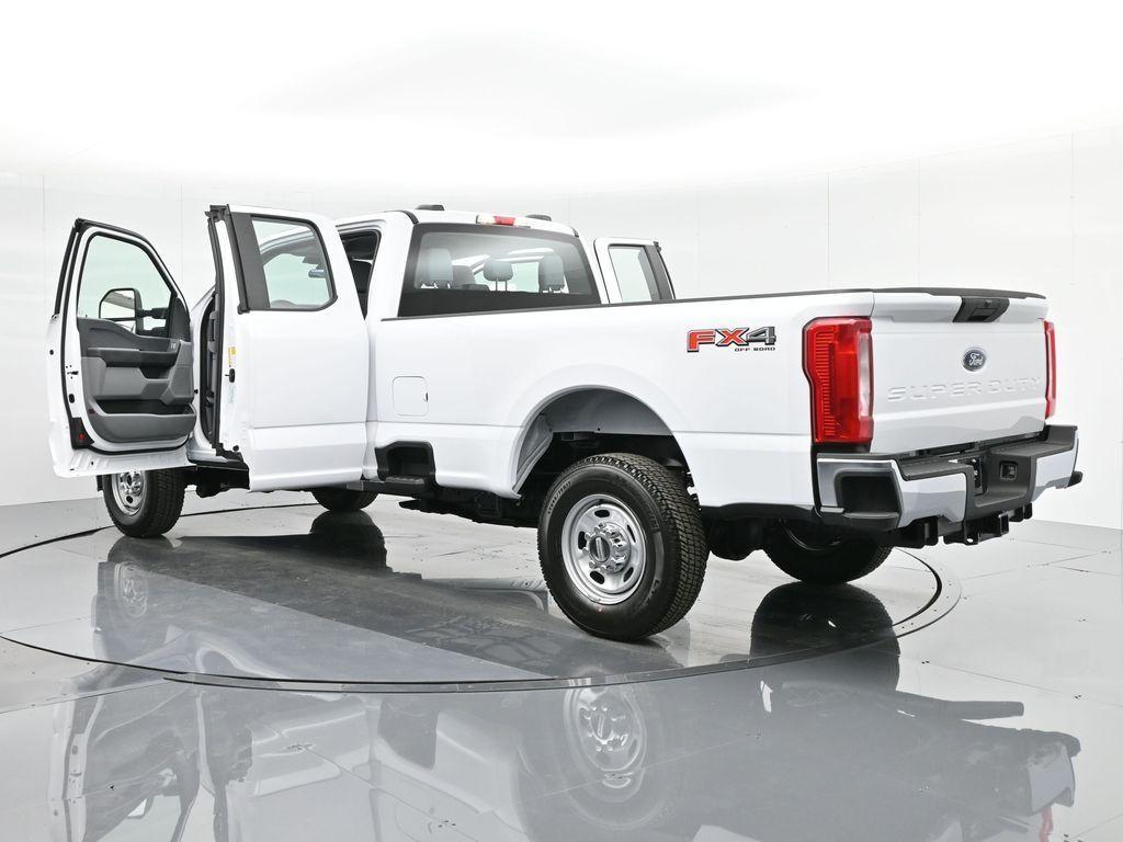 new 2024 Ford F-250 car, priced at $53,790