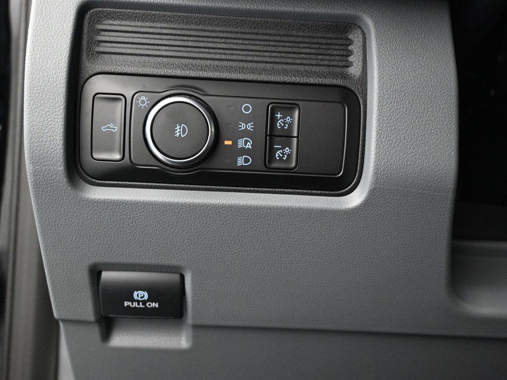 new 2025 Ford F-250 car, priced at $57,950