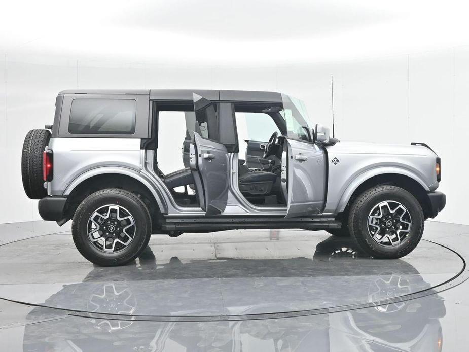 new 2024 Ford Bronco car, priced at $54,460