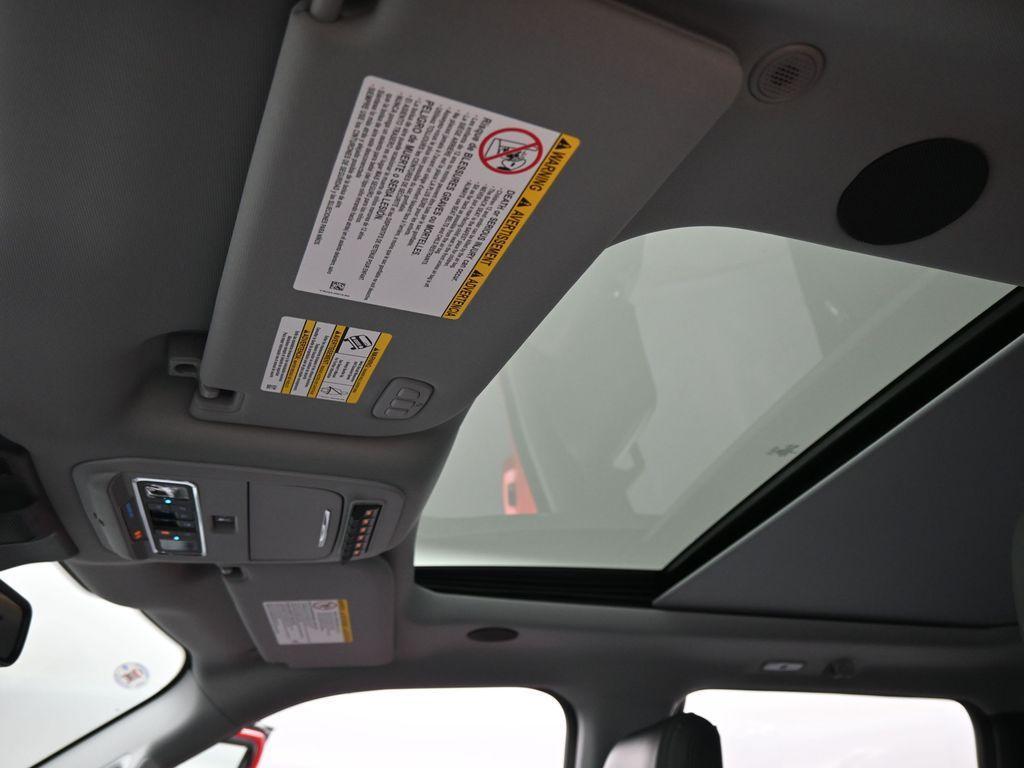 new 2025 Ford F-250 car, priced at $90,695