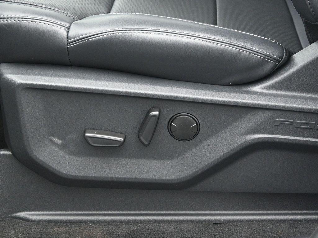 new 2025 Ford Expedition car, priced at $85,005