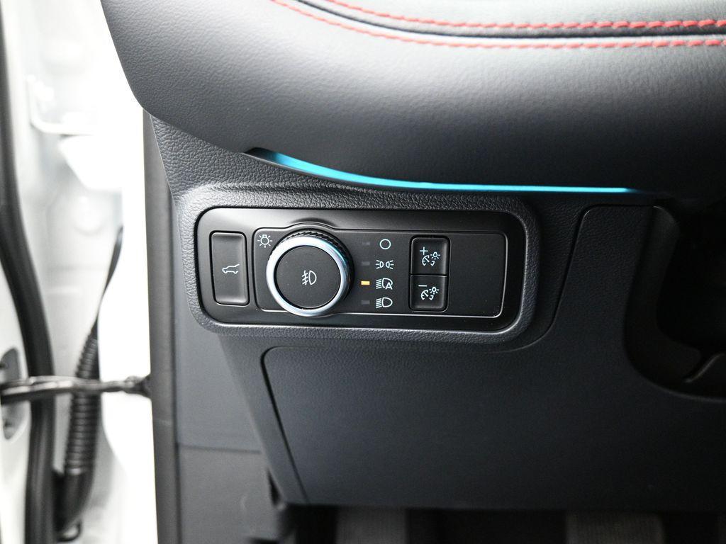 new 2025 Ford Explorer car, priced at $49,330