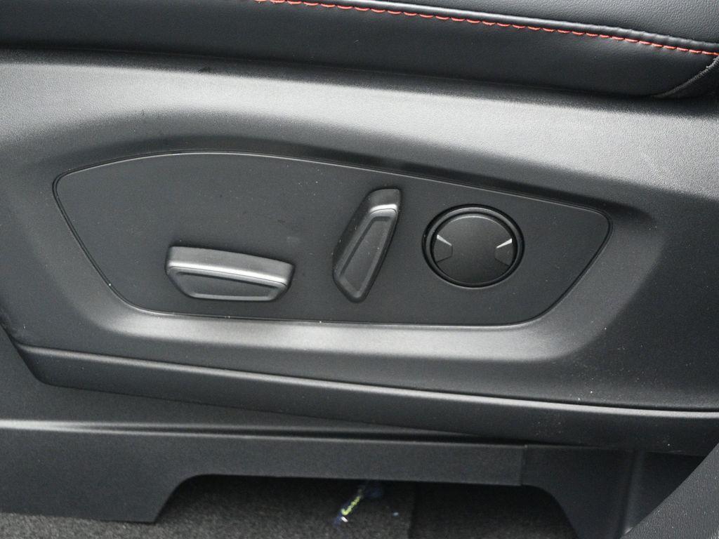 new 2025 Ford Explorer car, priced at $49,330