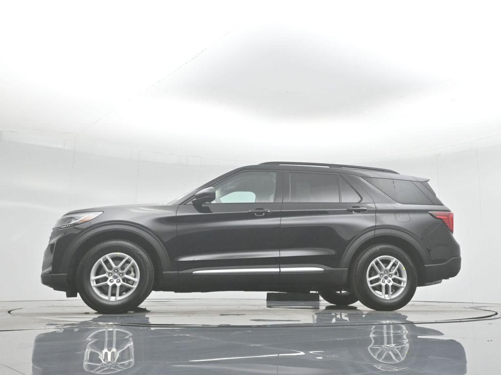 new 2025 Ford Explorer car, priced at $41,873