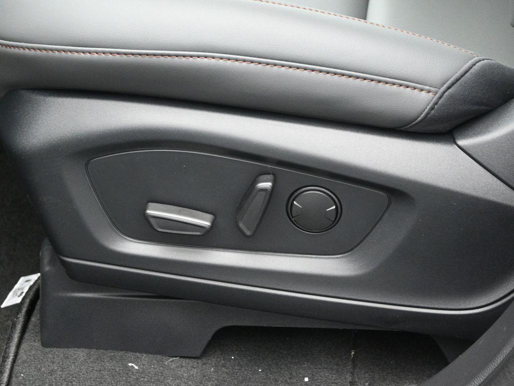 new 2025 Ford Explorer car, priced at $41,873