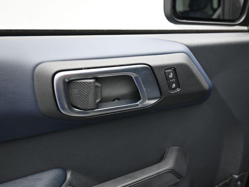 new 2025 Ford Bronco car, priced at $55,410