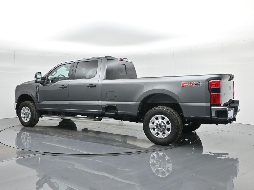 new 2024 Ford F-350 car, priced at $61,765