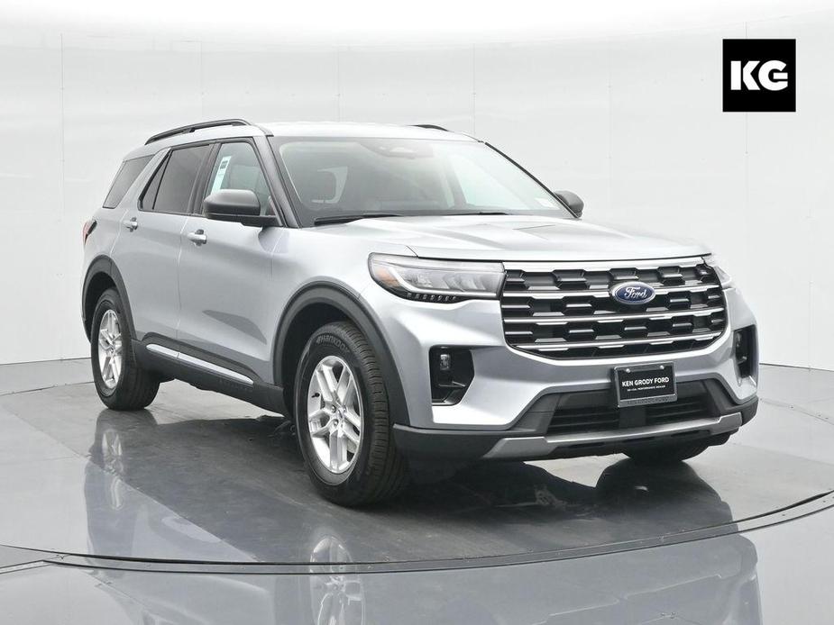 new 2025 Ford Explorer car