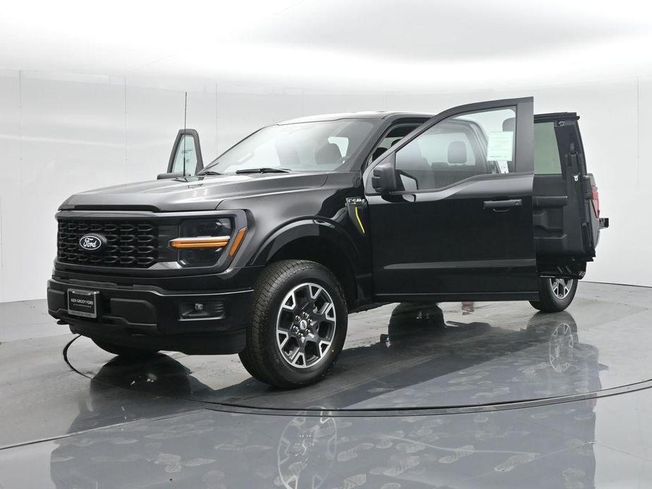 new 2024 Ford F-150 car, priced at $49,795