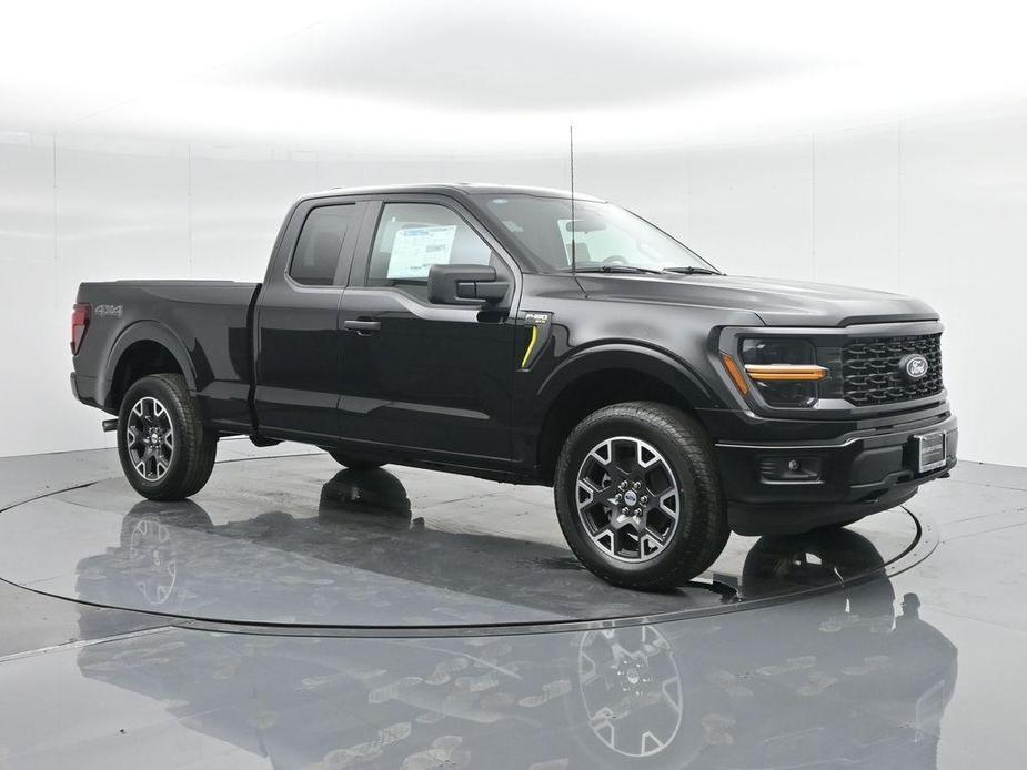 new 2024 Ford F-150 car, priced at $49,795