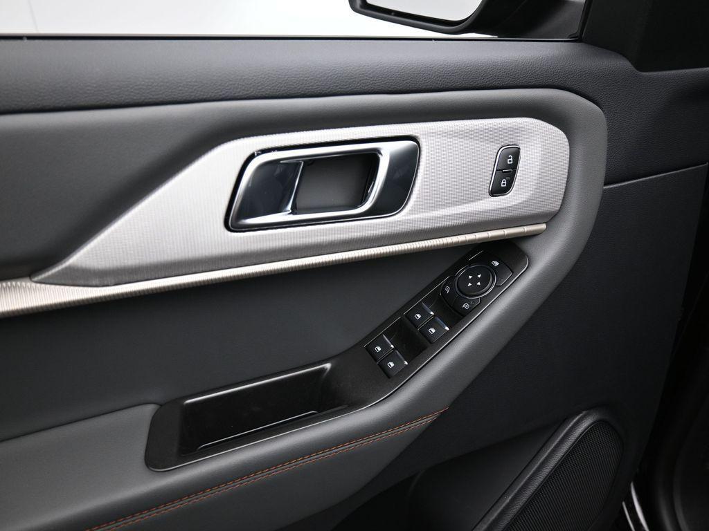 new 2025 Ford Explorer car, priced at $42,280