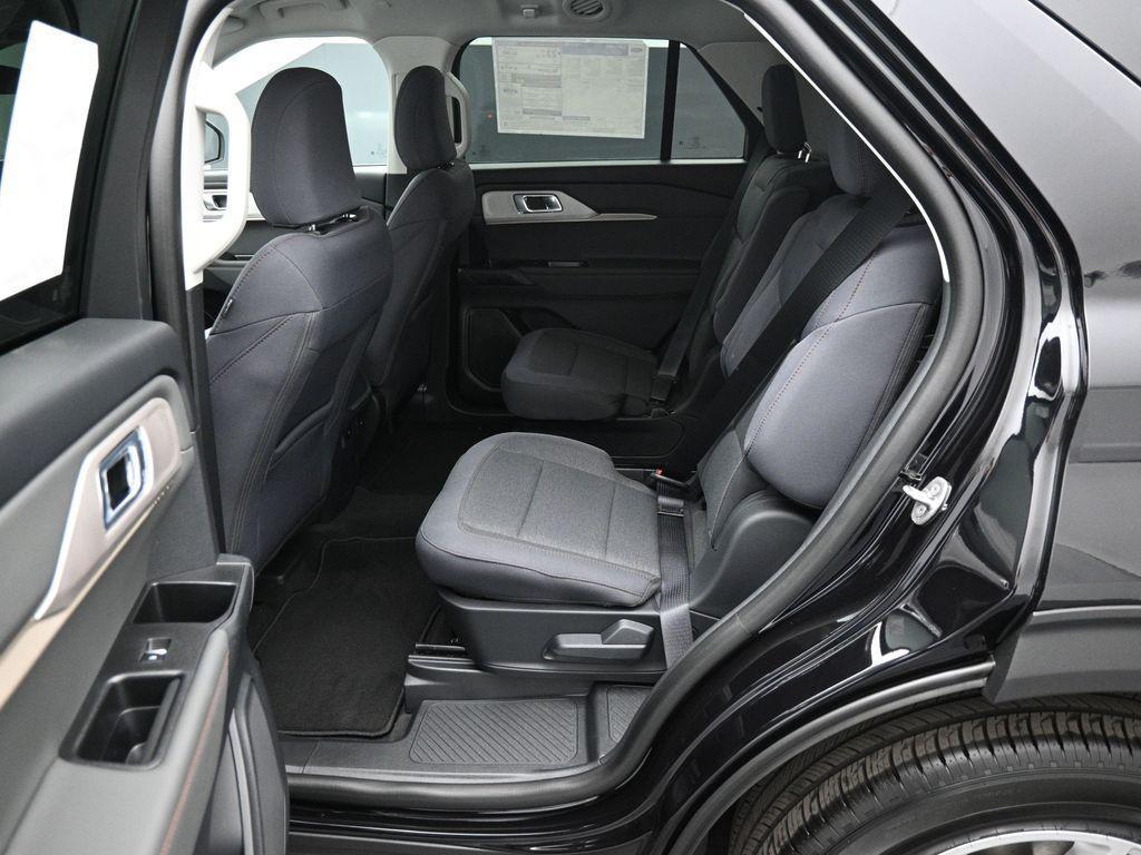 new 2025 Ford Explorer car, priced at $42,280