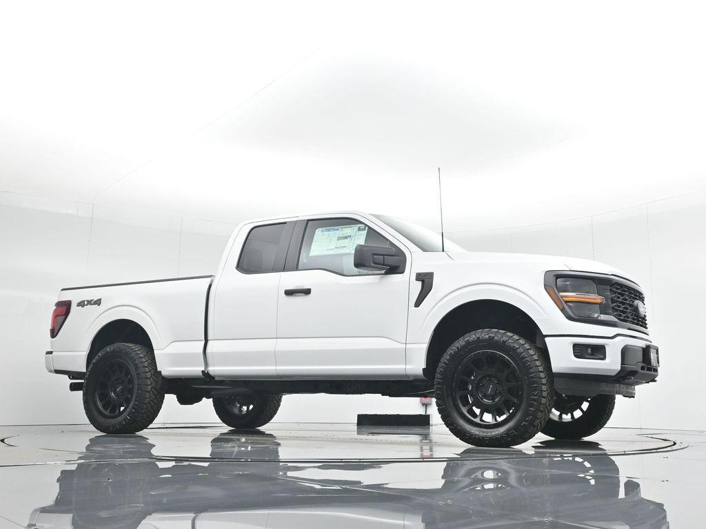 new 2024 Ford F-150 car, priced at $57,890