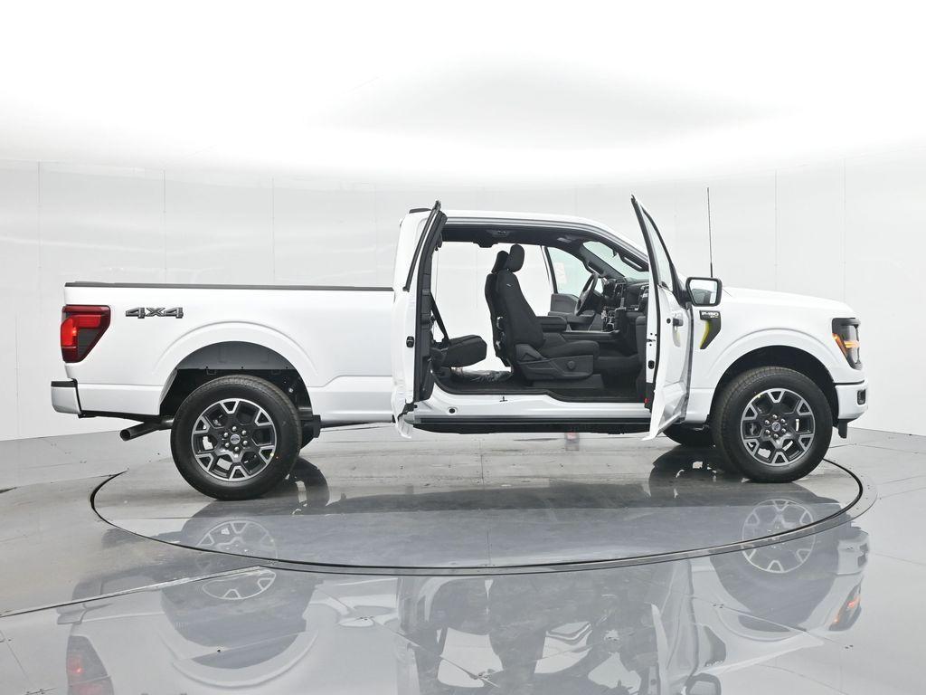 new 2024 Ford F-150 car, priced at $49,795