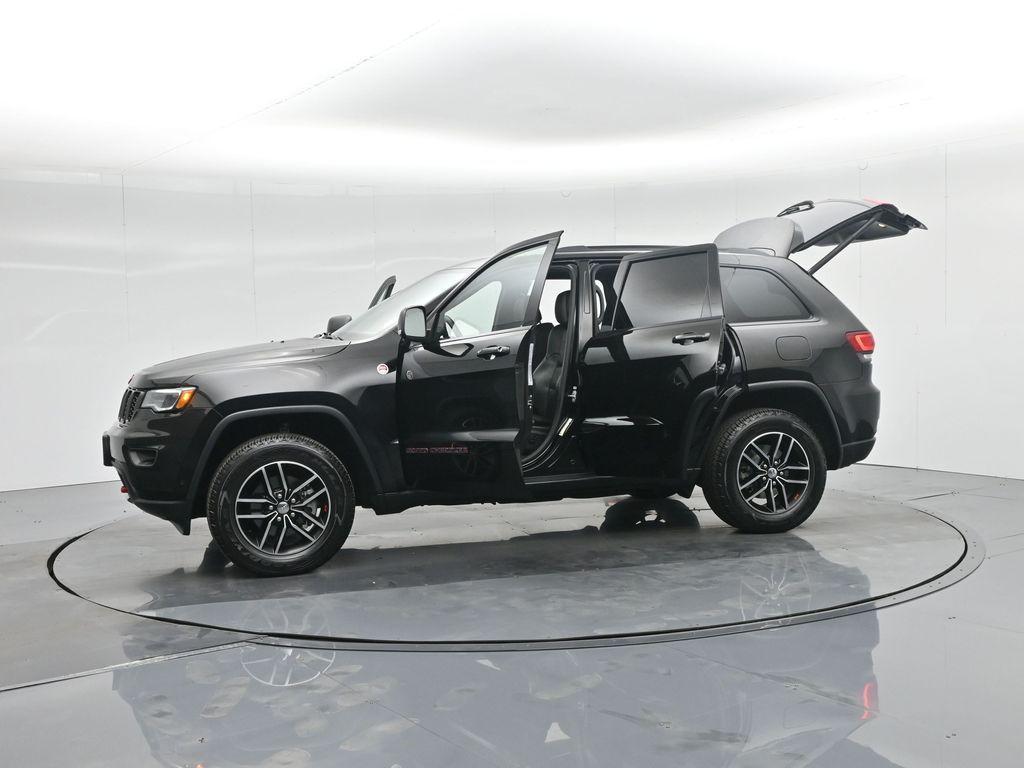 used 2018 Jeep Grand Cherokee car, priced at $18,600